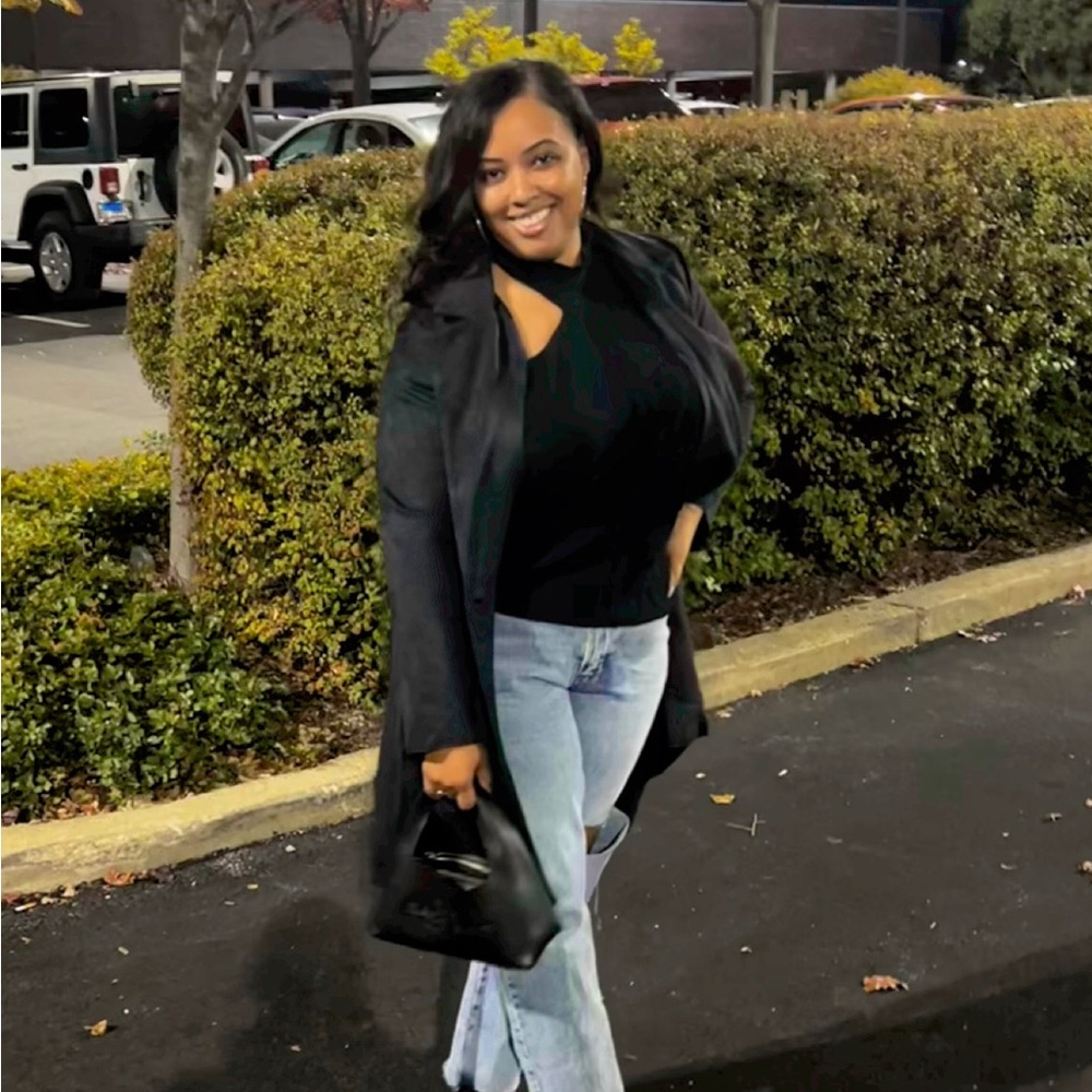 Meet your Posher, Ashley